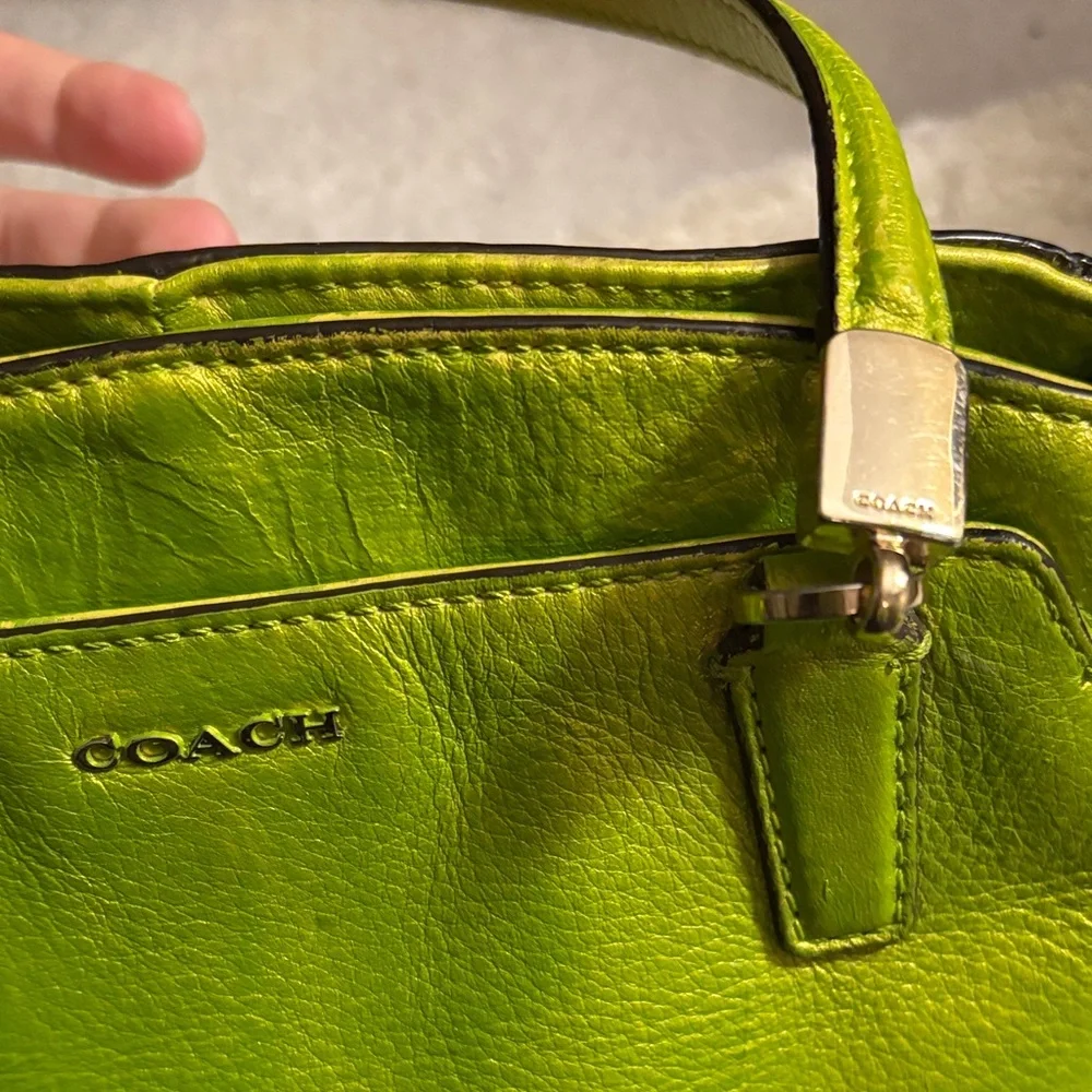 Coach Minetta Metallic Green Leather Shoulder Bag - Picture 9 of 11